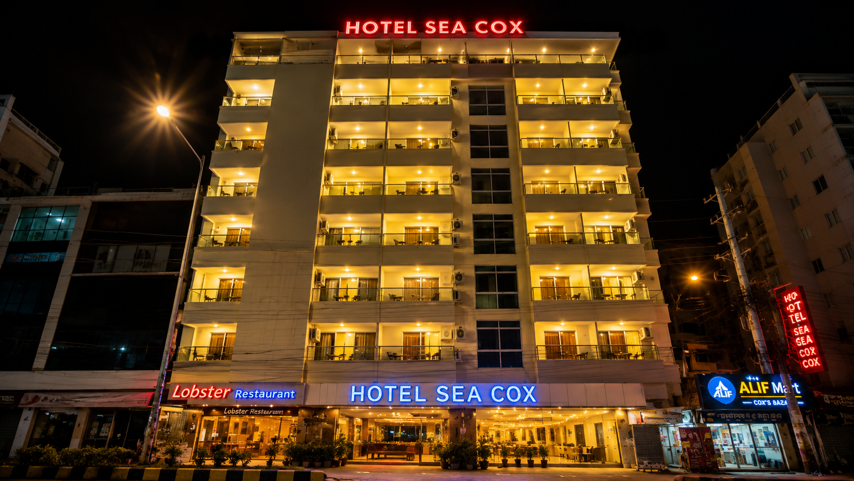 Pick Hotel Sea Cox for a Budget Stay Right Near Kolato